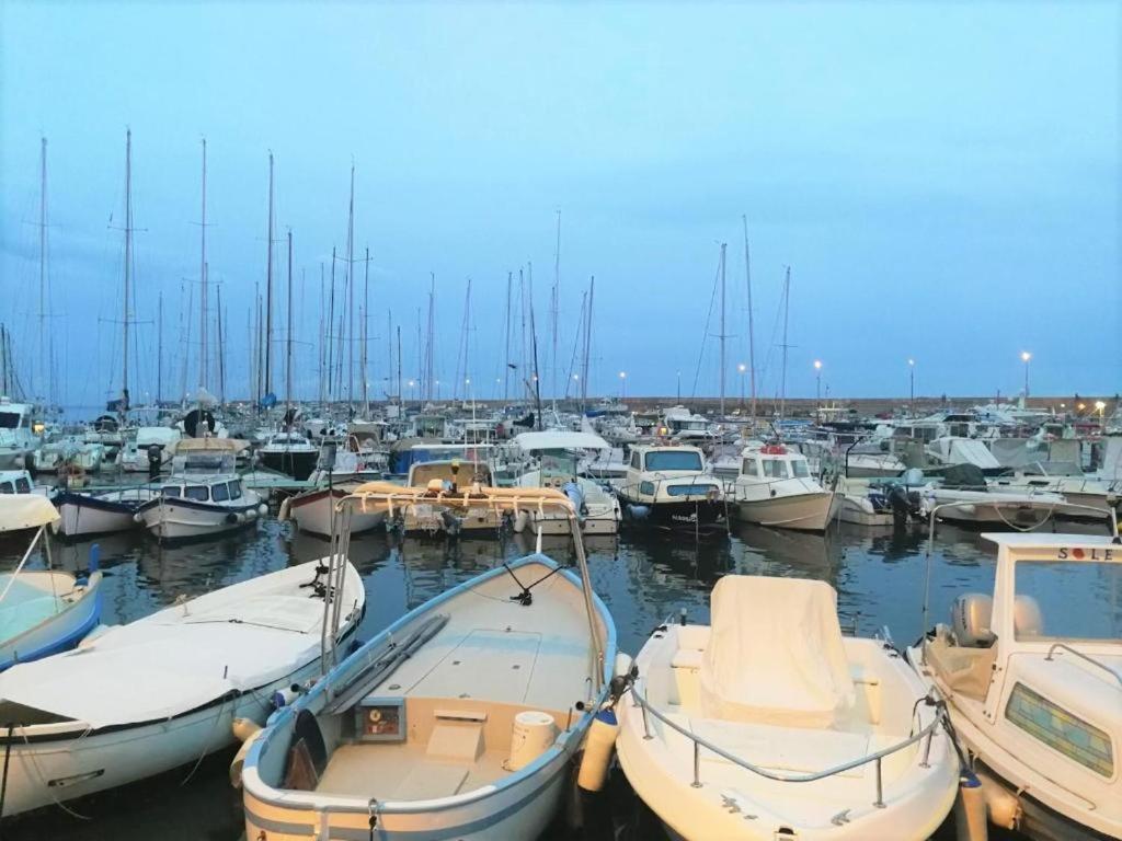Apartmán Casa Carina Centro Citta Con Garage Privato Sanremo Exteriér fotografie