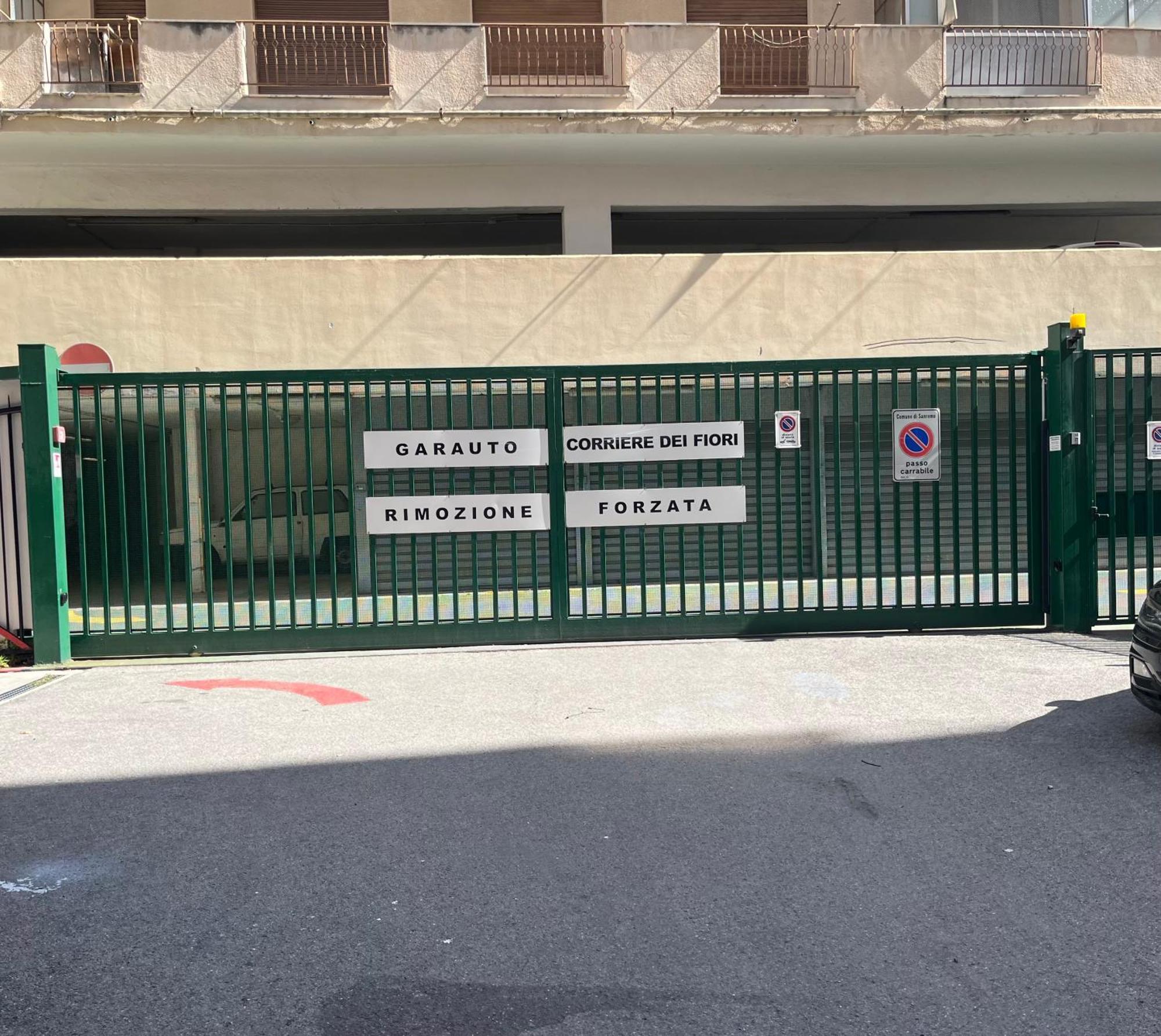 Apartmán Casa Carina Centro Citta Con Garage Privato Sanremo Exteriér fotografie